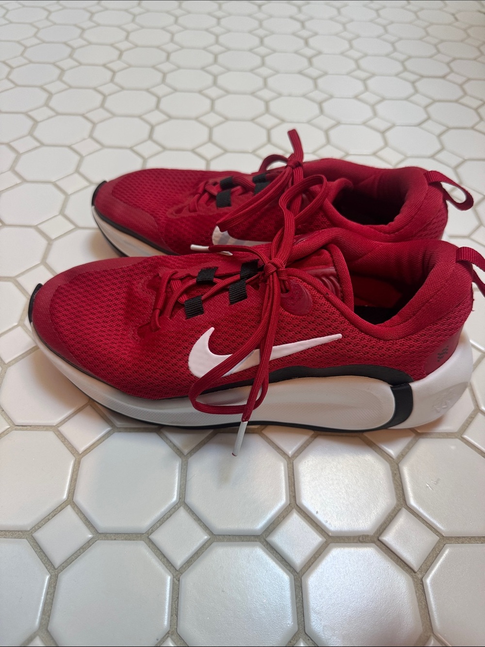 Nike Kids Red and White Mesh Lace-Up Star Runner Sneakers